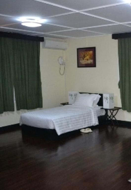 Garden Home Bed And Breakfast Yangón Habitación foto